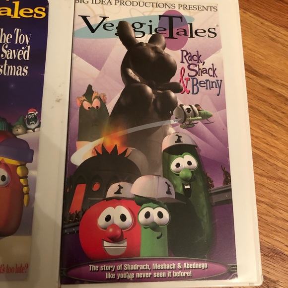 Lot of 3 Vintage Veggie Tales VHS Tapes with Hard Case Various Collection - Picture 3 of 4